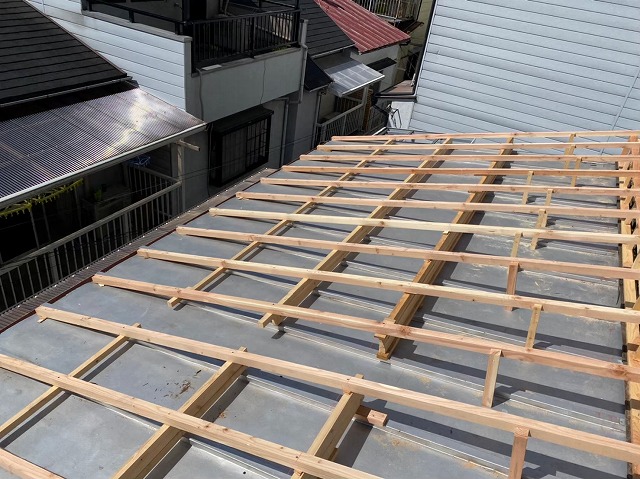 葺き替え工事かさ上げ